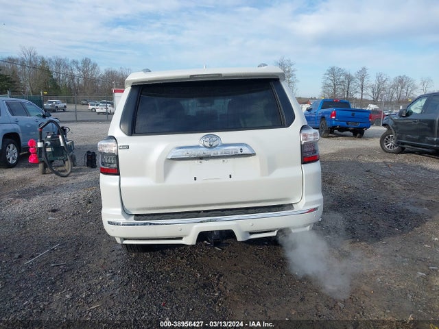 Toyota 4runner Limited 2023 JTEKU5JR2P6154672 Image 17
