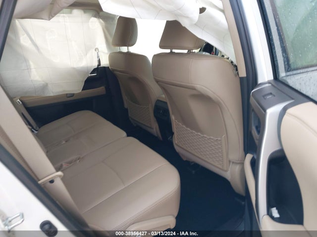 Toyota 4runner Limited 2023 JTEKU5JR2P6154672 Image 8