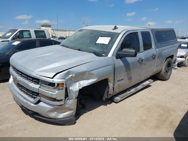 Chevrolet Silverado 1500 Custom 2018 1GCRCPEC6JZ292759 Image 2