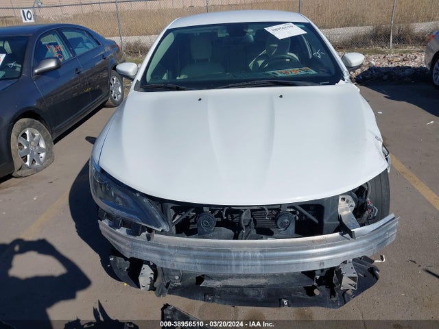 Chrysler 200 Limited 2015 1C3CCCAB6FN661814 Image 13