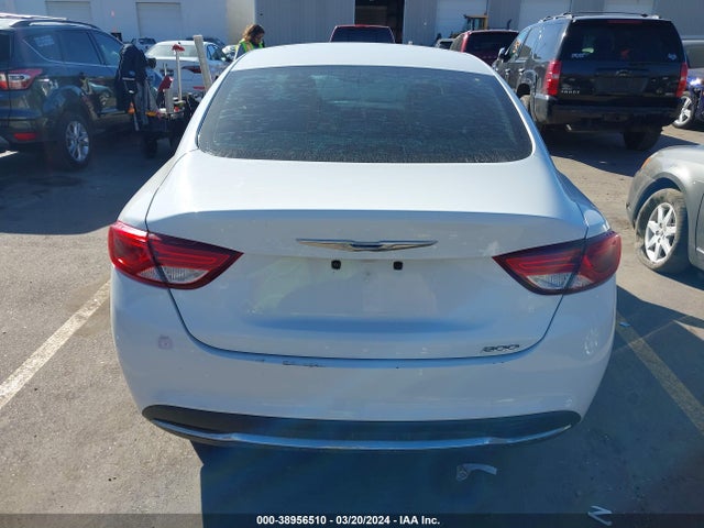 Chrysler 200 Limited 2015 1C3CCCAB6FN661814 Image 17