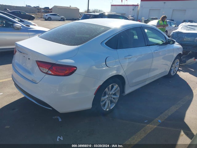 Chrysler 200 Limited 2015 1C3CCCAB6FN661814 Image 4