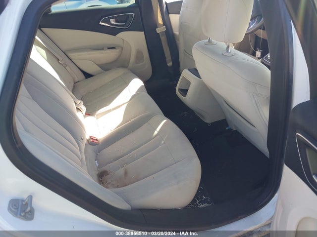 Chrysler 200 Limited 2015 1C3CCCAB6FN661814 Image 8