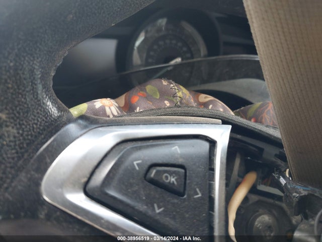 38956519 :رقم المزاد ، 3FA6P0T91HR180932 vin ، 2017 Ford Fusion Se مزاد بيع