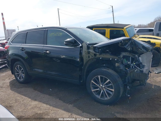 Toyota Highlander Xle 2019 5TDJZRFH6KS730880 Image 14