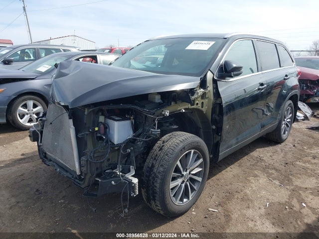 Toyota Highlander Xle 2019 5TDJZRFH6KS730880 Image 2