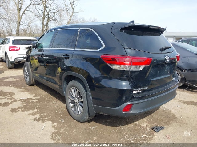 Toyota Highlander Xle 2019 5TDJZRFH6KS730880 Image 3
