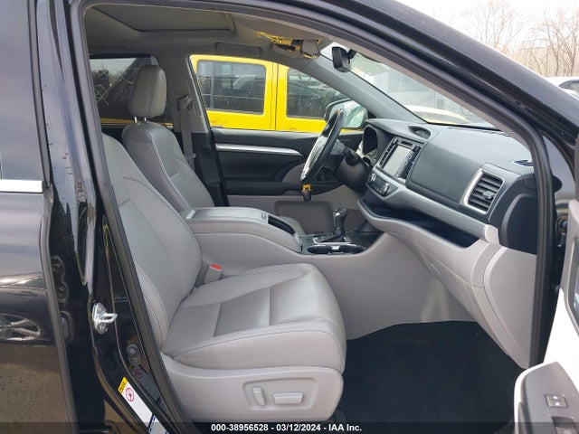 Toyota Highlander Xle 2019 5TDJZRFH6KS730880 Image 5