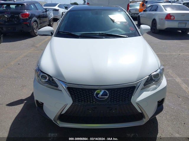 Lexus CT 200H 2015 JTHKD5BH7F2241935 Image 12