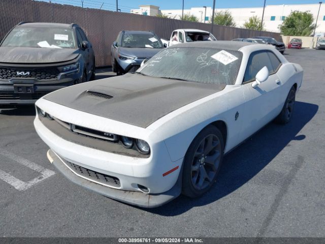 2C3CDZJG0KH670281 Dodge Challenger Gt