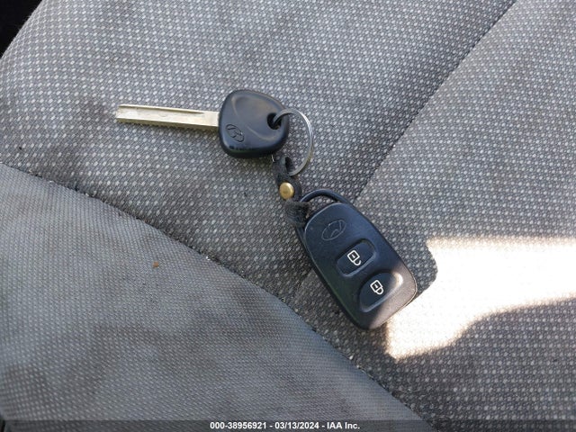 2014 HYUNDAI ACCENT GLS VIN: KMHCT4AE6EU665504