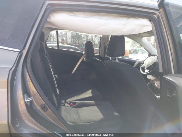 Toyota RAV4 LE 2015 2T3BFREV4FW251351 Image 8