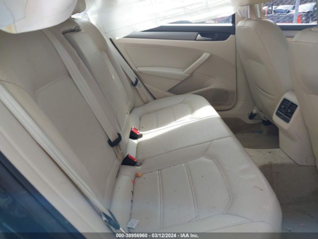 1VWBN7A32EC010477 Volkswagen Passat 2.0l Tdi Se