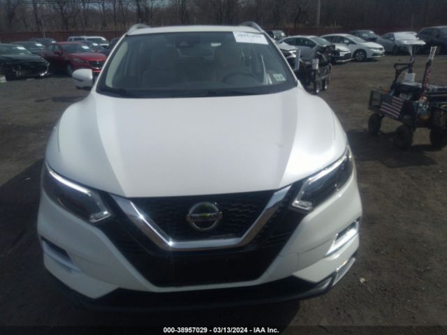 JN1BJ1CW2NW485227 Nissan Rogue Sport Sl Awd Xtronic Cvt