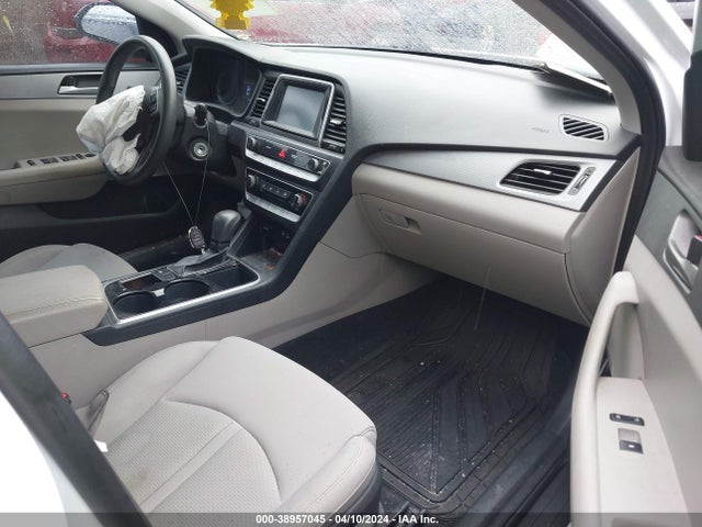 Hyundai SONATA SE 2019 5NPE24AF3KH759113 Image 5