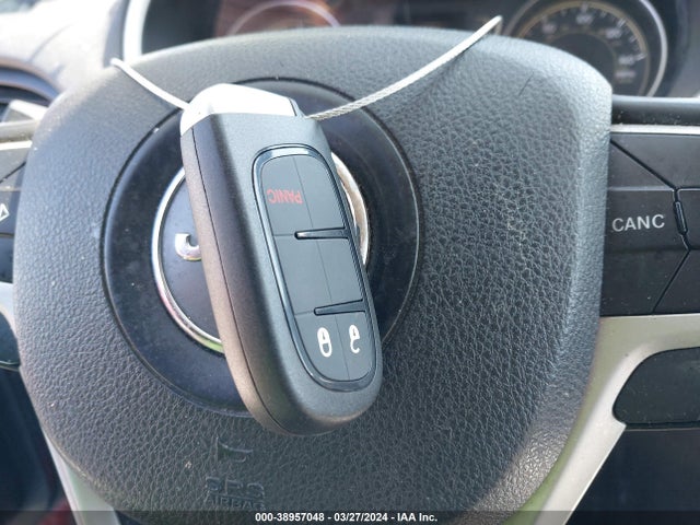 Jeep Cherokee Latitude 2016 1C4PJMCB6GW112096 Image 11