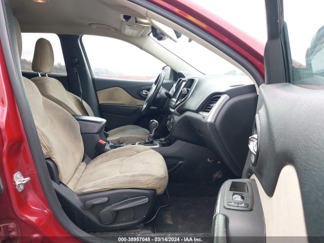 Jeep Cherokee Latitude 2016 1C4PJMCB6GW112096 Image 5