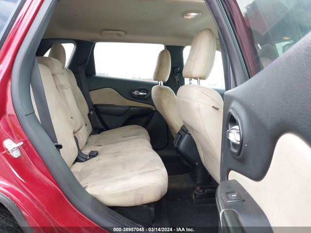 Jeep Cherokee Latitude 2016 1C4PJMCB6GW112096 Image 8