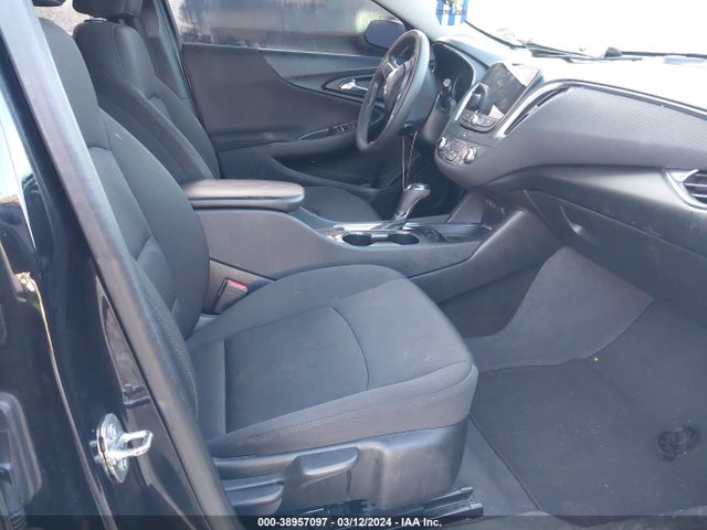 Chevrolet MALIBU LT 2019 1G1ZD5ST7KF185396 Image 5