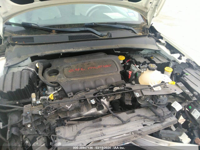 3C4NJCBB9JT125005 Jeep Compass Latitude Fwd
