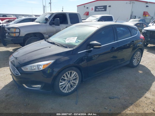Ford Focus Titanium 2016 1FADP3N21GL307863 Image 2