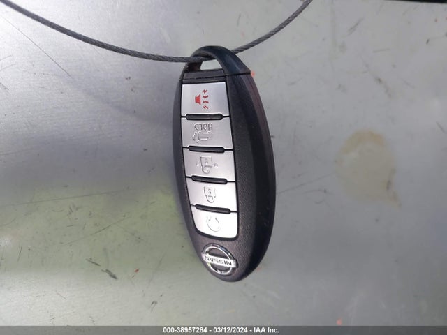 Nissan ROGUE SV 2018 JN8AT2MT1JW457799 Image 11
