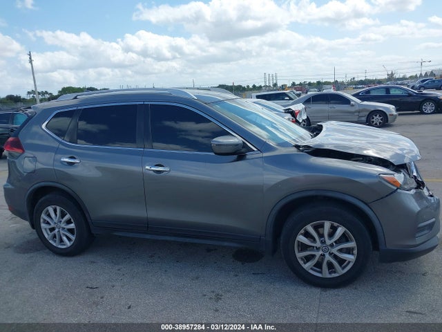 Nissan ROGUE SV 2018 JN8AT2MT1JW457799 Image 13