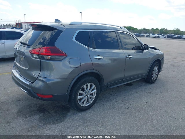 Nissan ROGUE SV 2018 JN8AT2MT1JW457799 Image 4
