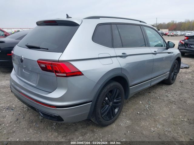 3VVCB7AX9NM078083 Volkswagen Tiguan Se R-line Black