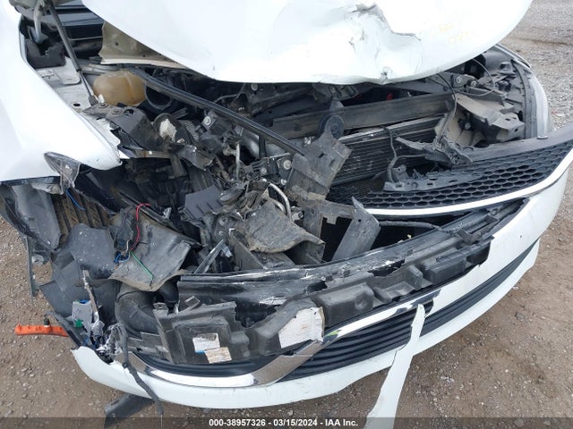 Chrysler 200 Limited 2016 1C3CCCAB1GN146656 Image 6