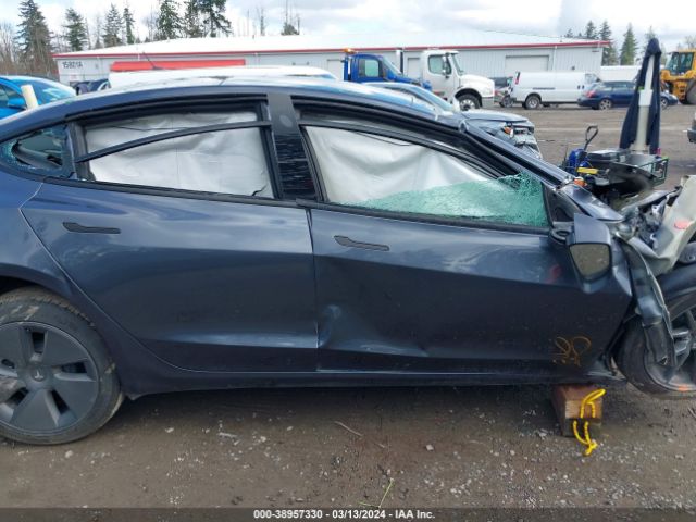 5YJ3E1EA4PF698453 Tesla Model 3 Rear-wheel Drive