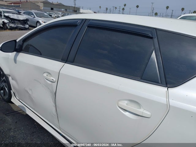 Toyota COROLLA IM 2018 JTNKARJE8JJ563941 Image 15