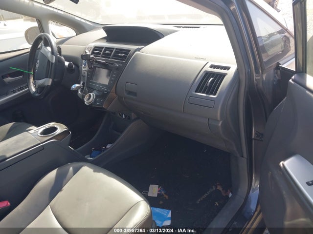 Toyota Prius V Five 2014 JTDZN3EU1E3332590 Image 5