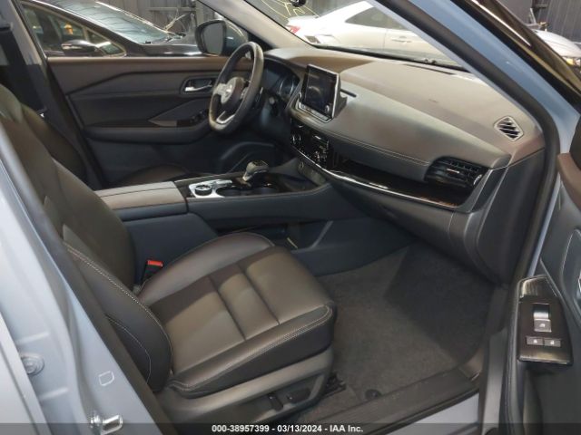 5N1BT3CB7PC831773 Nissan Rogue Sl Intelligent Awd