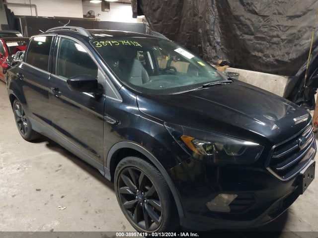 Ford ESCAPE SE 2019 1FMCU9GD1KUB91420 Image 1