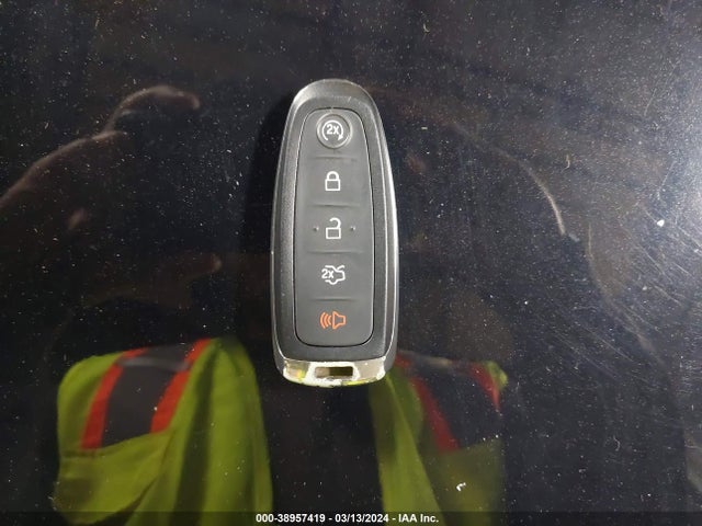 Ford ESCAPE SE 2019 1FMCU9GD1KUB91420 Image 11