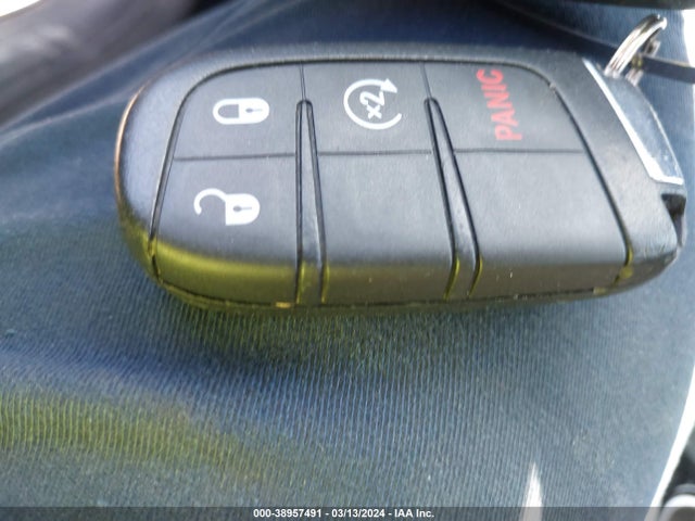 3C4NJDBB3KT755206 Jeep Compass Altitude 4x4