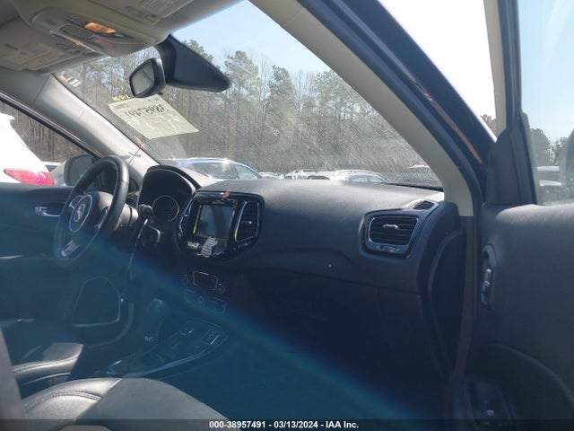 3C4NJDBB3KT755206 Jeep Compass Altitude 4x4