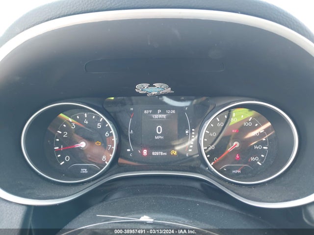 3C4NJDBB3KT755206 Jeep Compass Altitude 4x4