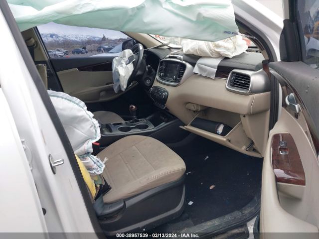 5XYPGDA35JG380166 KIA Sorento 2.4l Lx