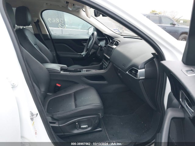 2020 JAGUAR F-PACE SADCS2FX0LA645869 Photo 4