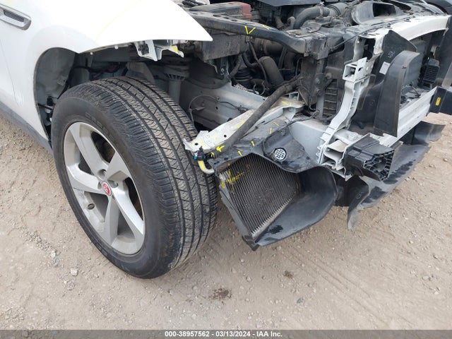 2020 JAGUAR F-PACE SADCS2FX0LA645869 Photo 5