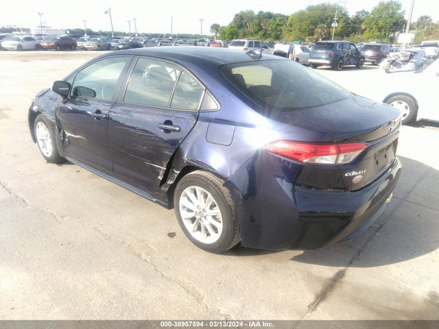 Toyota COROLLA LE 2022 JTDVPMAE0NJ207279 Image 3