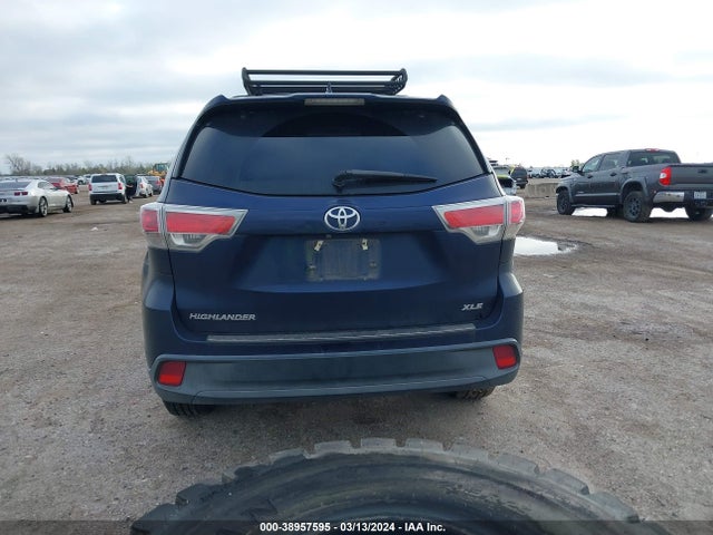 Toyota Highlander Xle V6 2015 5TDKKRFH5FS043534 Image 16