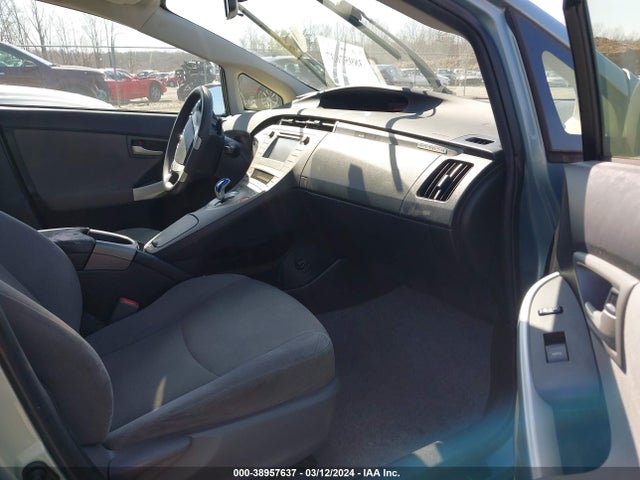 Toyota PRIUS PLUG-IN 2014 JTDKN3DP7E3050046 Image 5