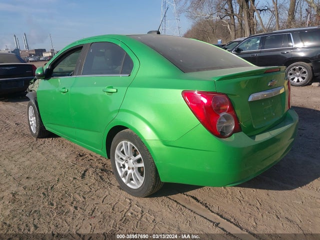 Chevrolet Sonic Lt Auto 2015 1G1JC5SH7F4219186 Image 3