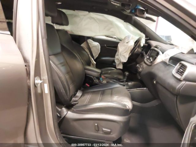 5XYPKDA5XHG295608 KIA Sorento 3.3l Sxl