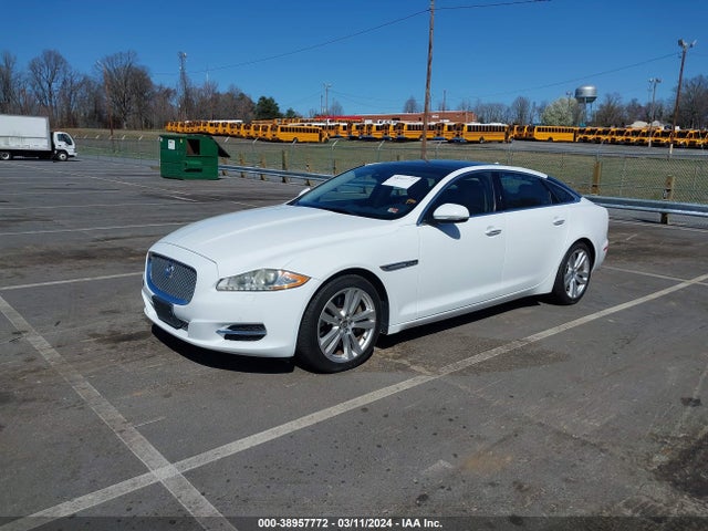 2013 JAGUAR XJ SAJWJ2GD0D8V45877 Photo 1