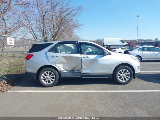 Chevrolet EQUINOX LS 2018 3GNAXREVXJL101745 Image 13