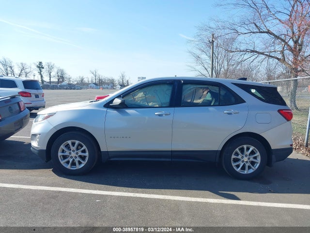 Chevrolet EQUINOX LS 2018 3GNAXREVXJL101745 Image 14
